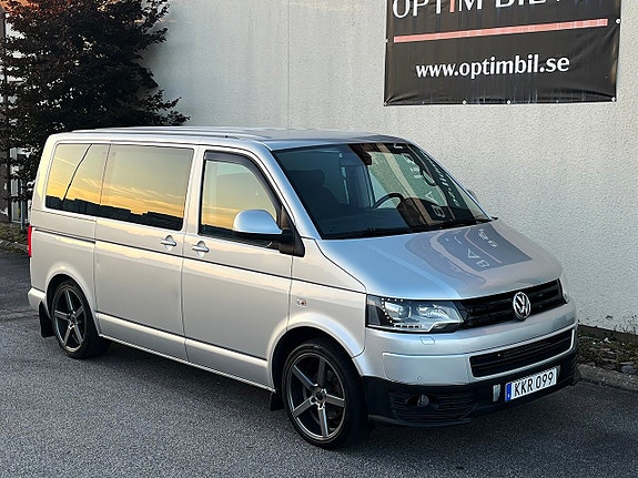 Volkswagen Multivan 6 of 22