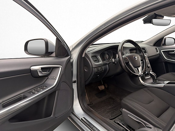 Volvo S60 10 of 29