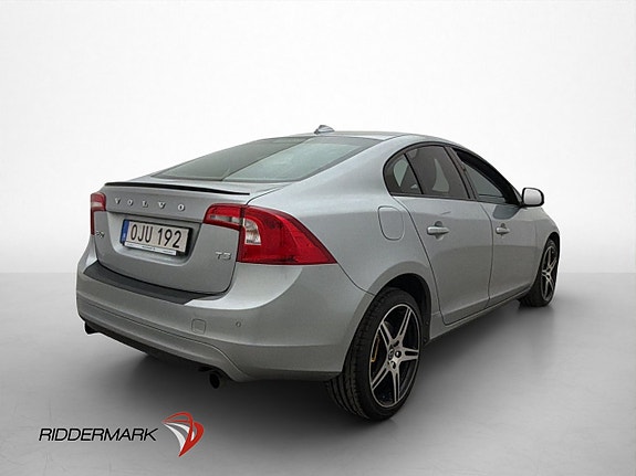 Volvo S60 8 of 29