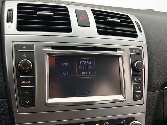 Toyota Avensis 20 of 29
