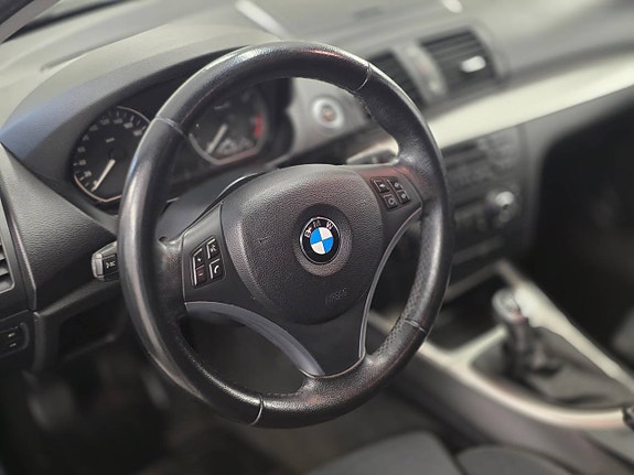 BMW 118d 6 of 7