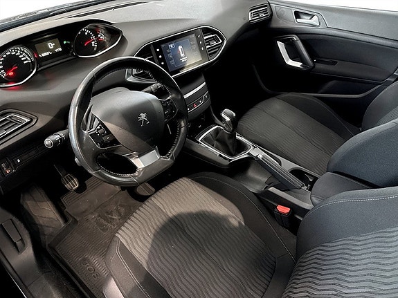 Peugeot 308 5 of 17