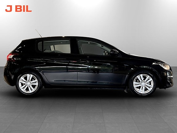 Peugeot 308 15 of 17