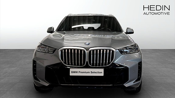 BMW X5 8 of 16