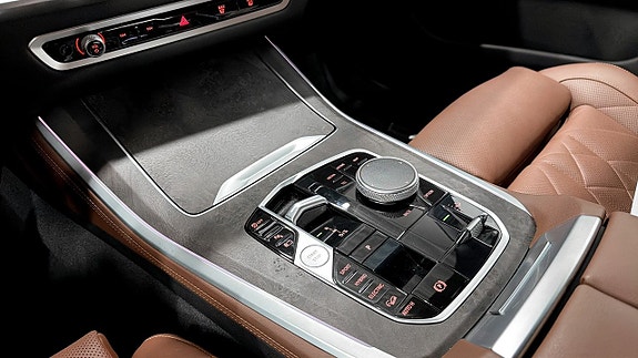 BMW X5 16 of 16