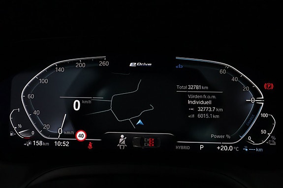BMW 330e 16 of 27