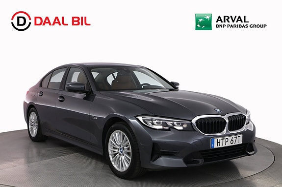 BMW 330e 3 of 27
