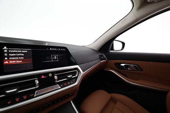 BMW 330e 22 of 27