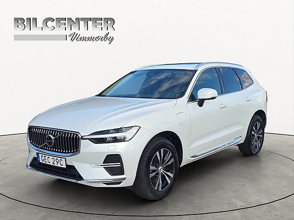 Volvo XC60 2 of 19