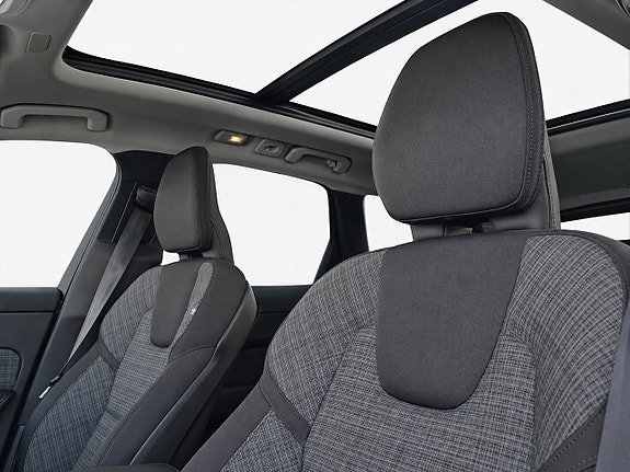 Volvo XC60 12 of 19