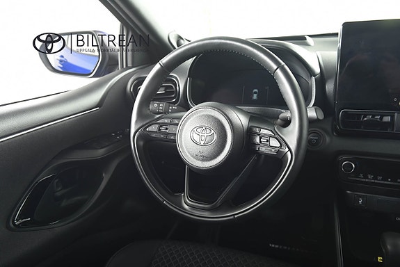 Toyota Yaris 9 of 22