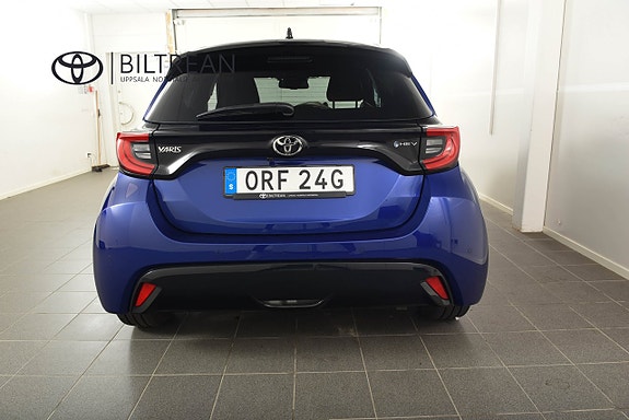 Toyota Yaris 4 of 22