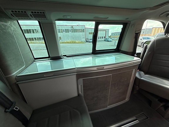Volkswagen California Ocean 4x4 6 of 9