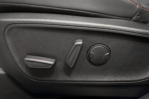 Ford Kuga 16 of 22