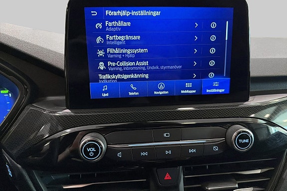 Ford Kuga 21 of 22