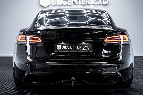 Tesla Model S 9 of 27