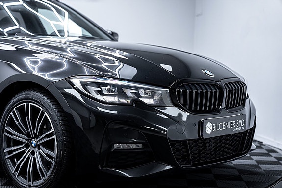 BMW 320 7 of 27