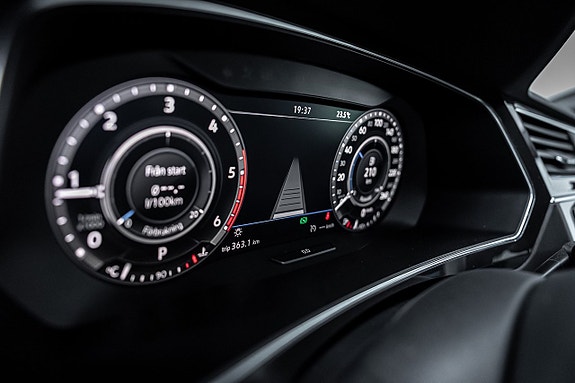 Volkswagen Tiguan Allspace 17 of 27