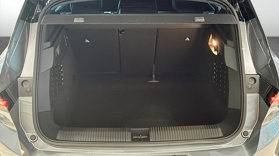 Renault Scenic E-Tech 8 of 19