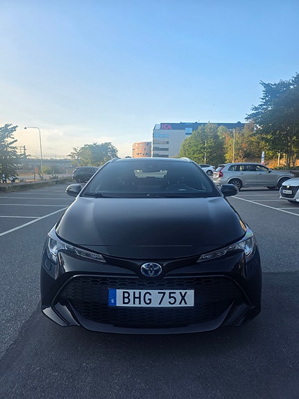Toyota Corolla 8 of 10