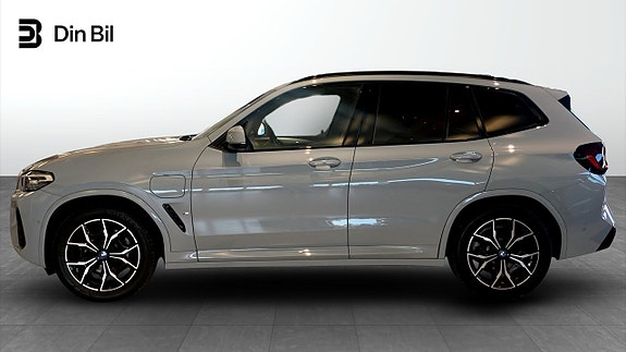 BMW X3 2 of 20