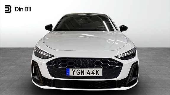 Audi A5 4 of 12