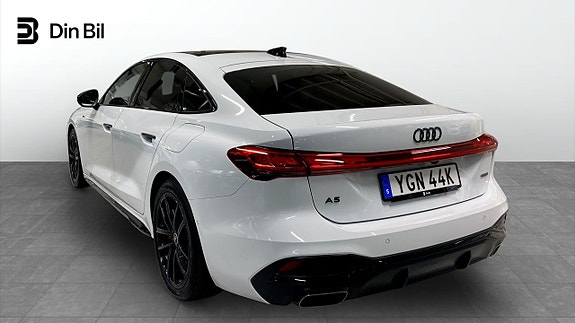 Audi A5 3 of 12
