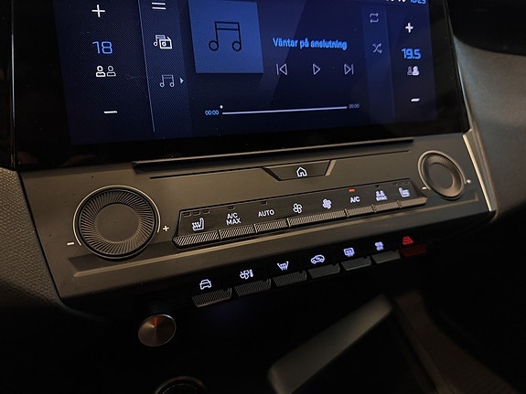 Peugeot 308 13 of 24