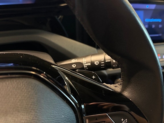 Peugeot 308 17 of 24