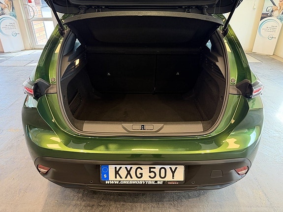 Peugeot 308 21 of 24