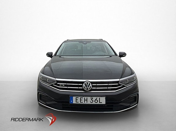 Volkswagen Passat 2 of 30