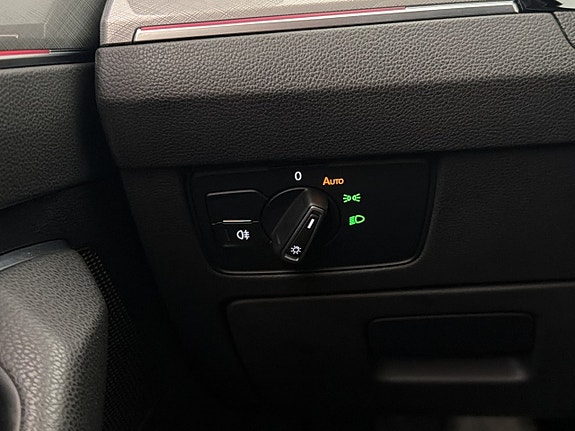Volkswagen Passat 29 of 30