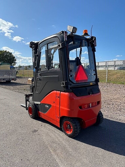 Linde E 16 ELTRUCK 4 of 9