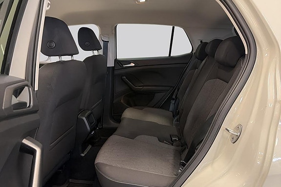 Volkswagen T-Cross 9 of 17