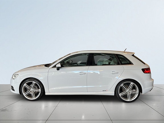 Audi A3 4 of 24