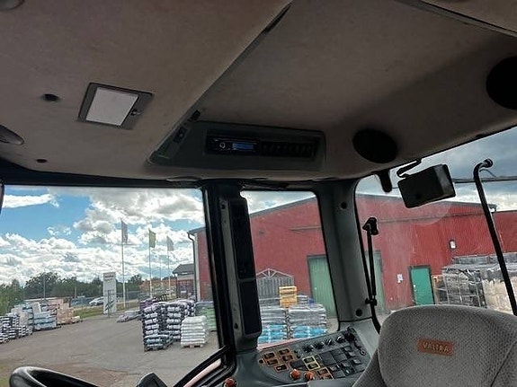 Valtra T 162 D 9 of 17