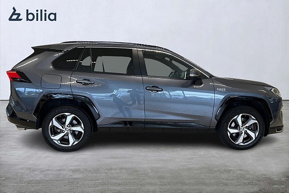 Toyota RAV4 18 of 26
