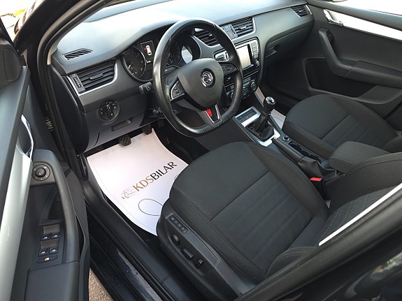 Skoda Octavia 9 of 13
