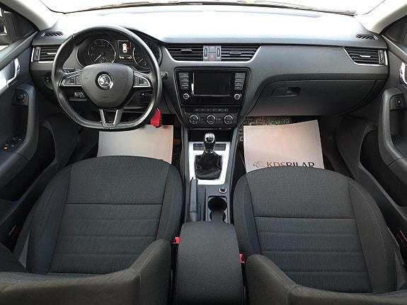 Skoda Octavia 8 of 13