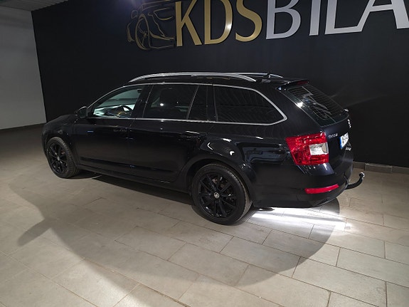Skoda Octavia 3 of 13