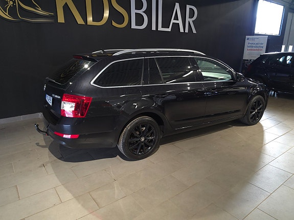 Skoda Octavia 5 of 13