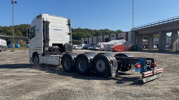 Chassi Volvo FH 540 Tridem 4 of 5
