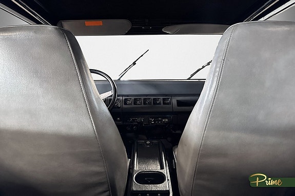 Jeep Wrangler 14 of 19