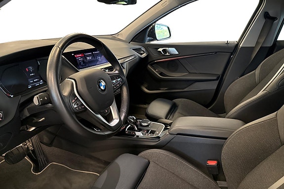 BMW 118i 14 of 19