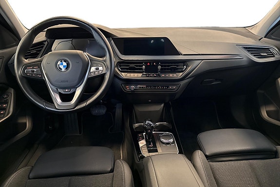 BMW 118i 8 of 19