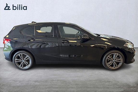 BMW 118i 16 of 19