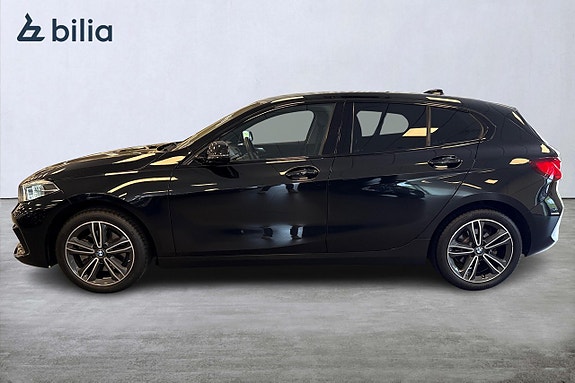 BMW 118i 3 of 19