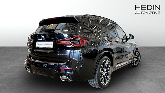 BMW X3 2 of 11