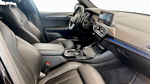 BMW X3 3 of 11
