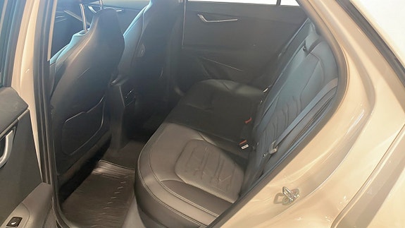 Kia Niro 5 of 9
